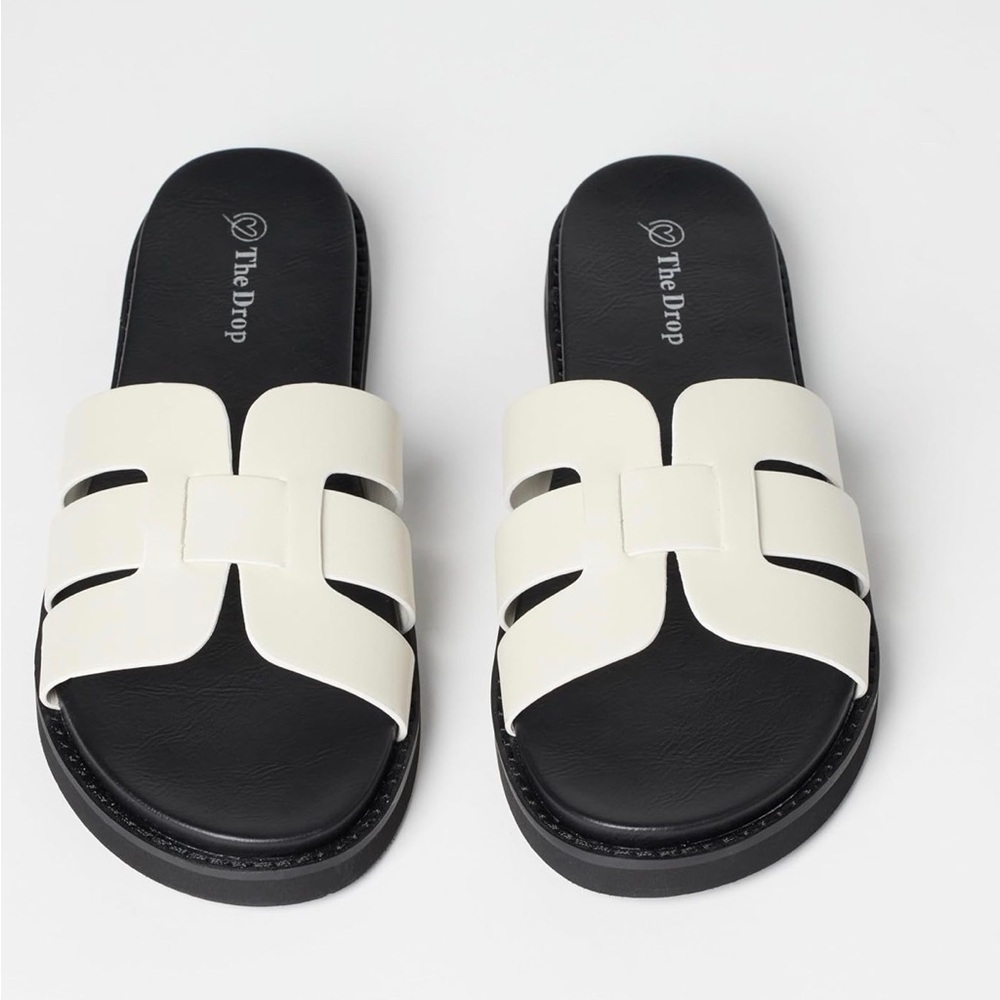 The Drop Women’s Mila Sandals Light Cream Color Sz 11 Black and Cream